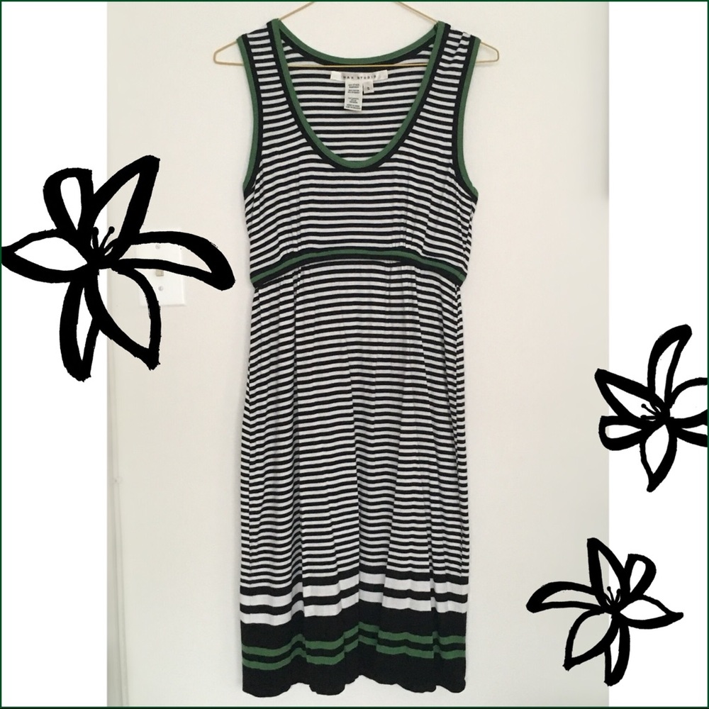 Max Studio 🌴 Striped Jersey Dress